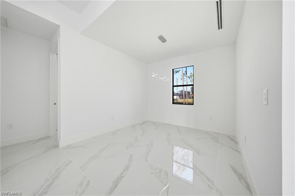 303 Mcarthur Ave Property Photo 12