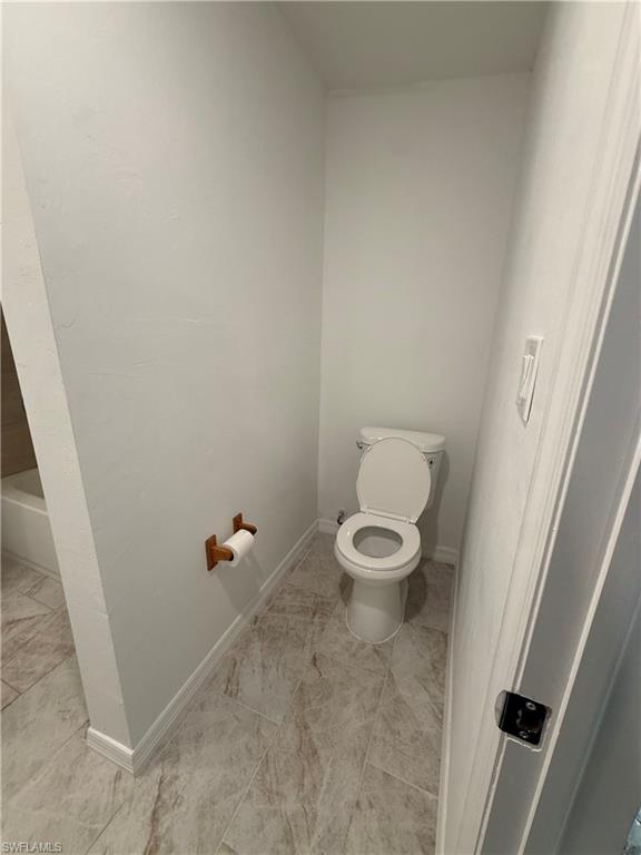 12154 Americus Ln Property Photo 6