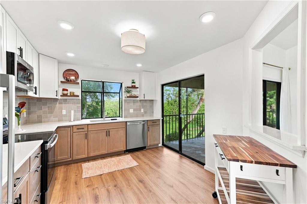 17719 Island Inlet Ct Property Photo 1