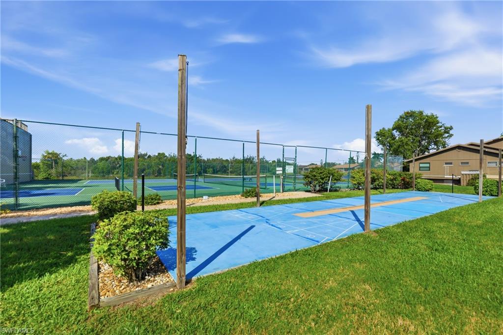 17719 Island Inlet Ct Property Photo 22