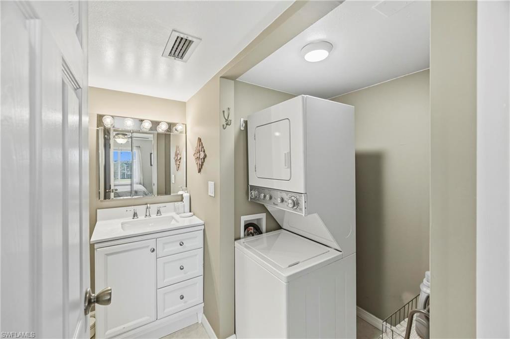 1010 Manatee Rd B304 Property Photo 17