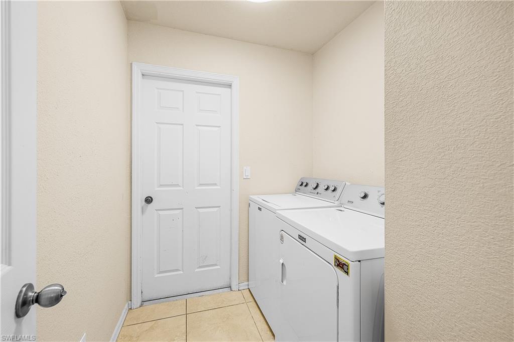 1106 7th Pl Property Photo 17