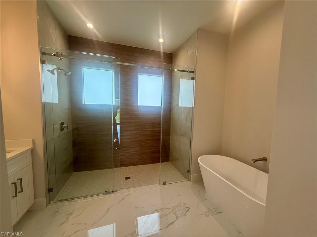 3672 68th Ave Ne Property Photo 16