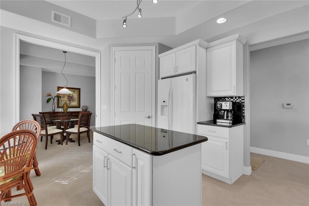 6413 Legacy Cir 1602 Property Photo 13