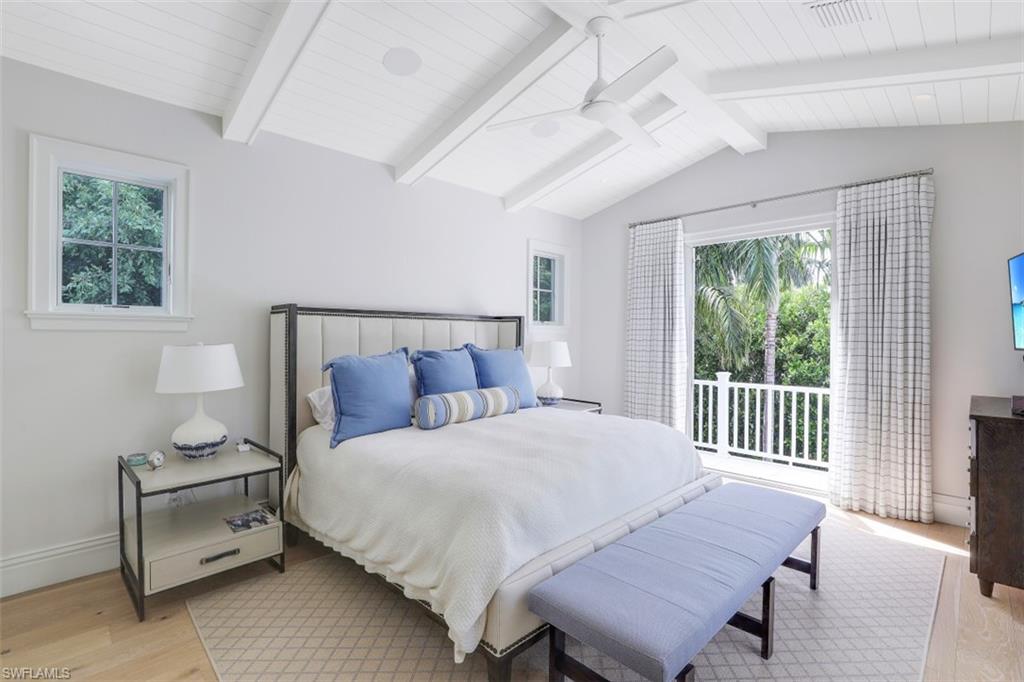 154 4th Ave N Property Photo 38