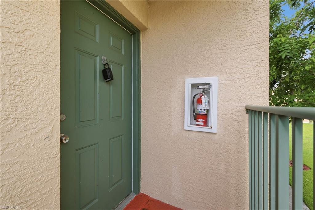 1265 Wildwood Lakes Blvd 207 Property Photo 5