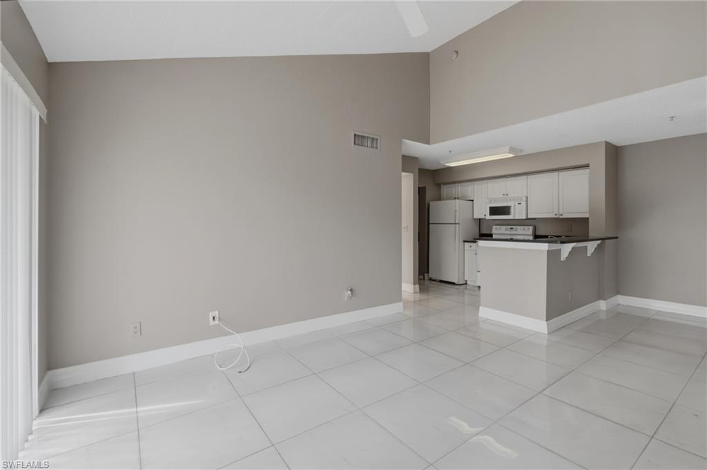 1265 Wildwood Lakes Blvd 207 Property Photo 10