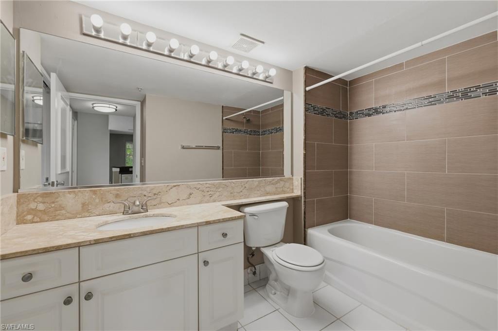 1265 Wildwood Lakes Blvd 207 Property Photo 21