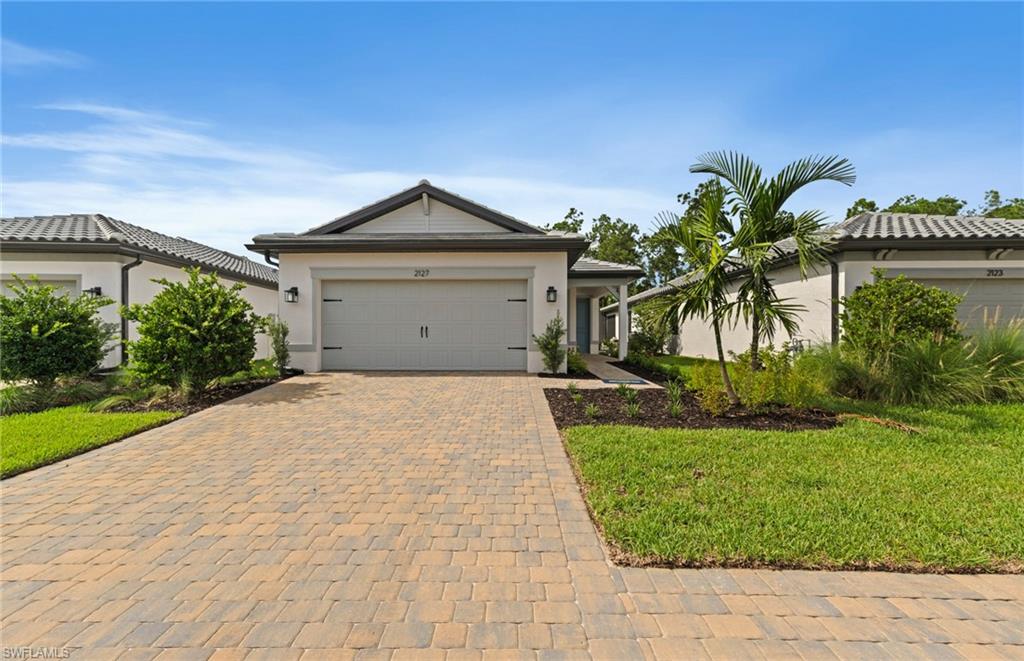 2127 Freemont Way Property Photo 2