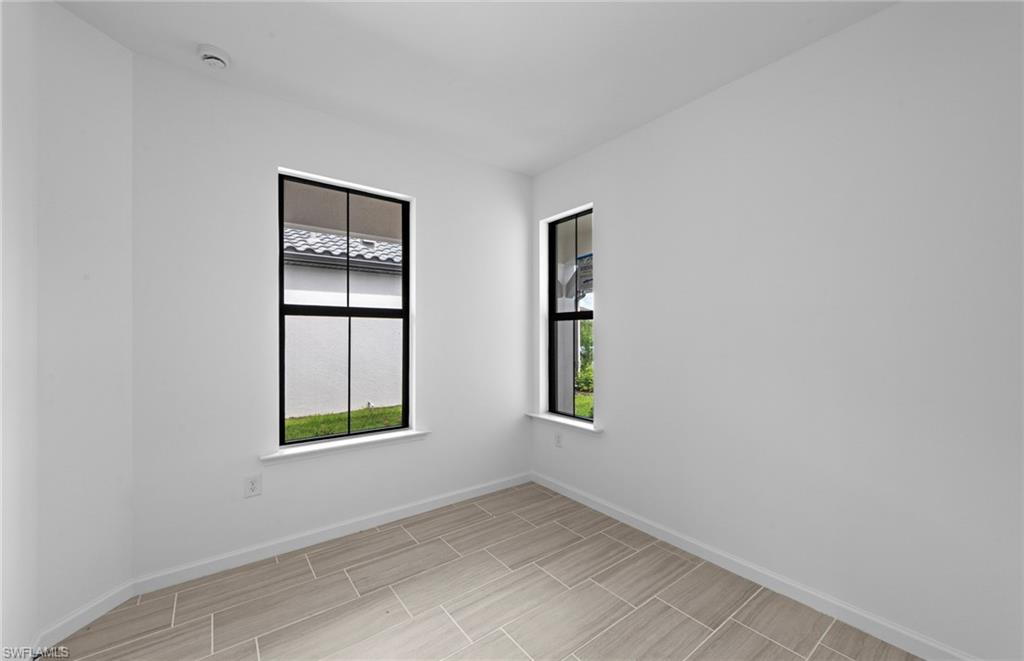 2127 Freemont Way Property Photo 28