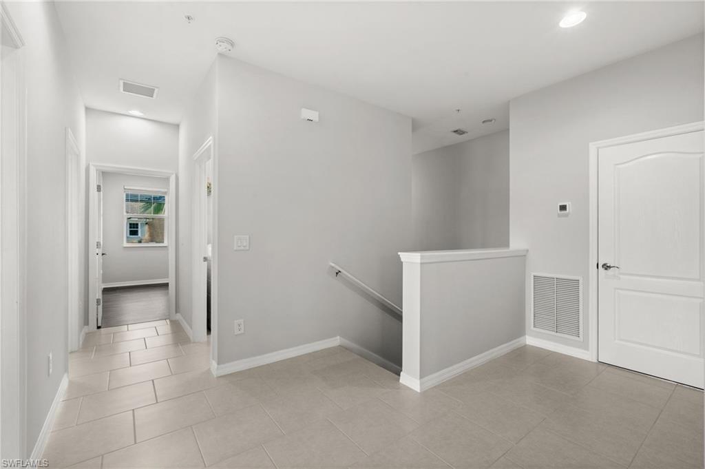 2344 Sheen Ln 308 Property Photo 8