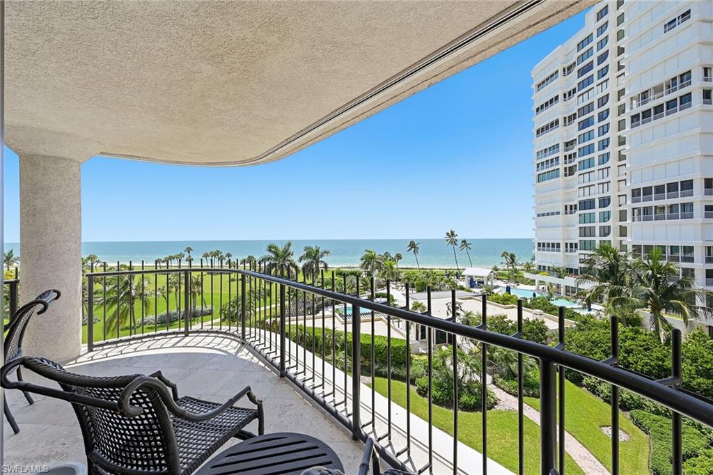 4251 Gulf Shore Blvd N 6d Property Photo 13