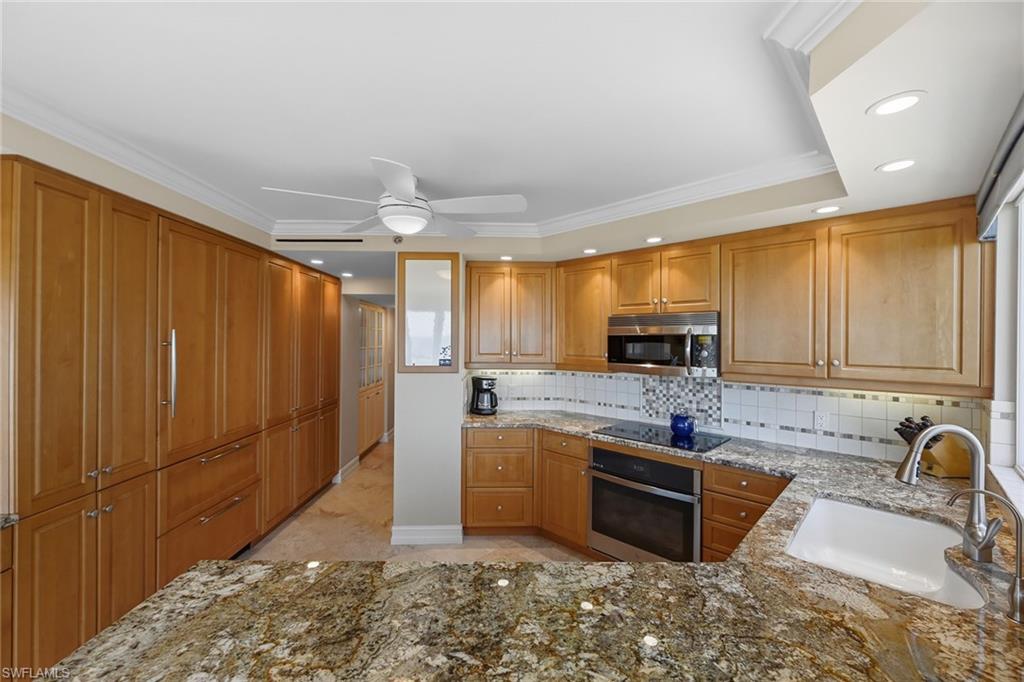 4251 Gulf Shore Blvd N 6d Property Photo 20