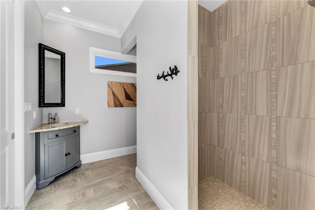 590 Putter Point Pl Property Photo 16