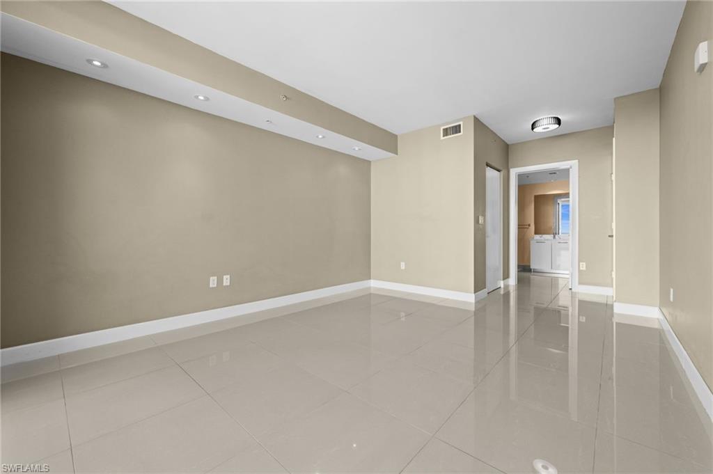 3000 Oasis Grand Blvd 1603 Property Photo 20