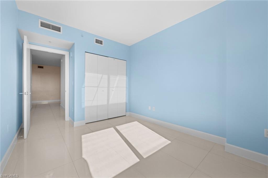 3000 Oasis Grand Blvd 1603 Property Photo 23