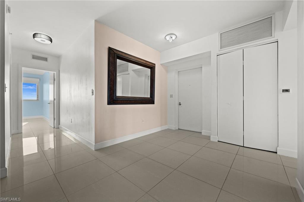 3000 Oasis Grand Blvd 1603 Property Photo 27