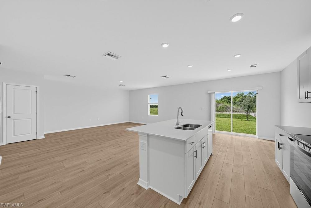 6518 Equinox Ln Property Photo 6