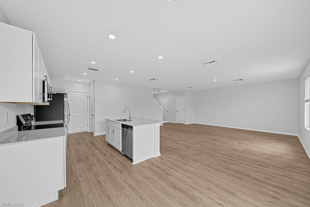 6518 Equinox Ln Property Photo 11