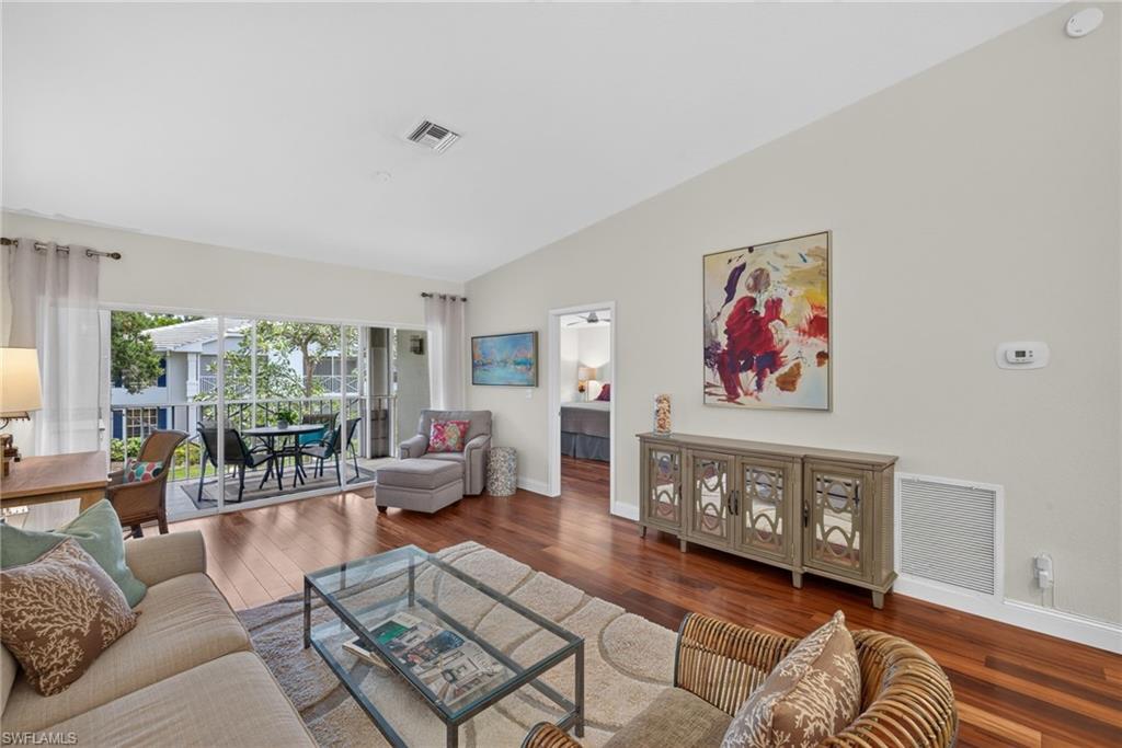 7108 Barrington Cir 202 Property Photo 11