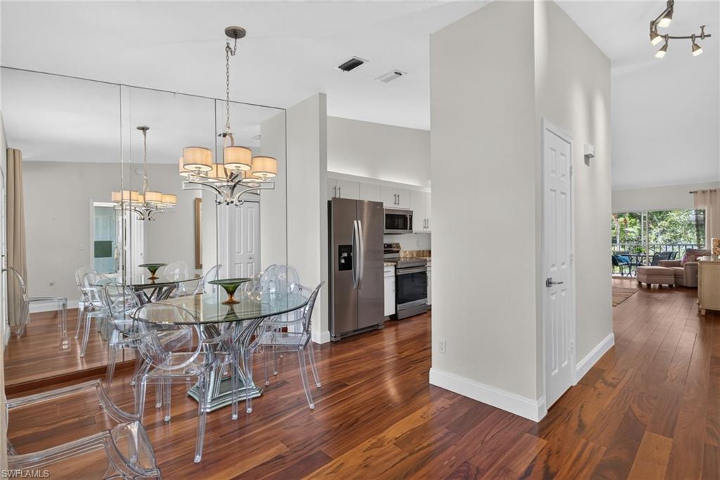 7108 Barrington Cir 202 Property Photo 16