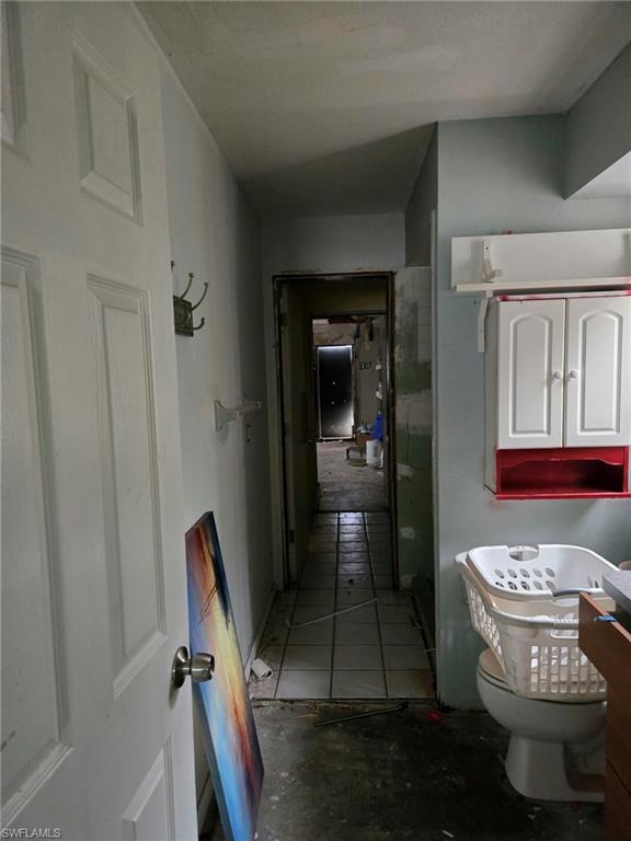 3480 Price Blvd Property Photo 4