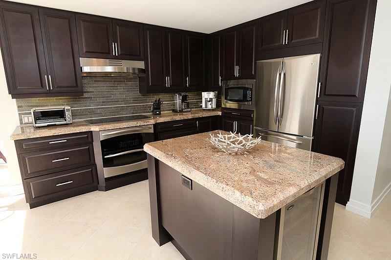 4041 Gulf Shore Blvd N 606 Property Photo 6