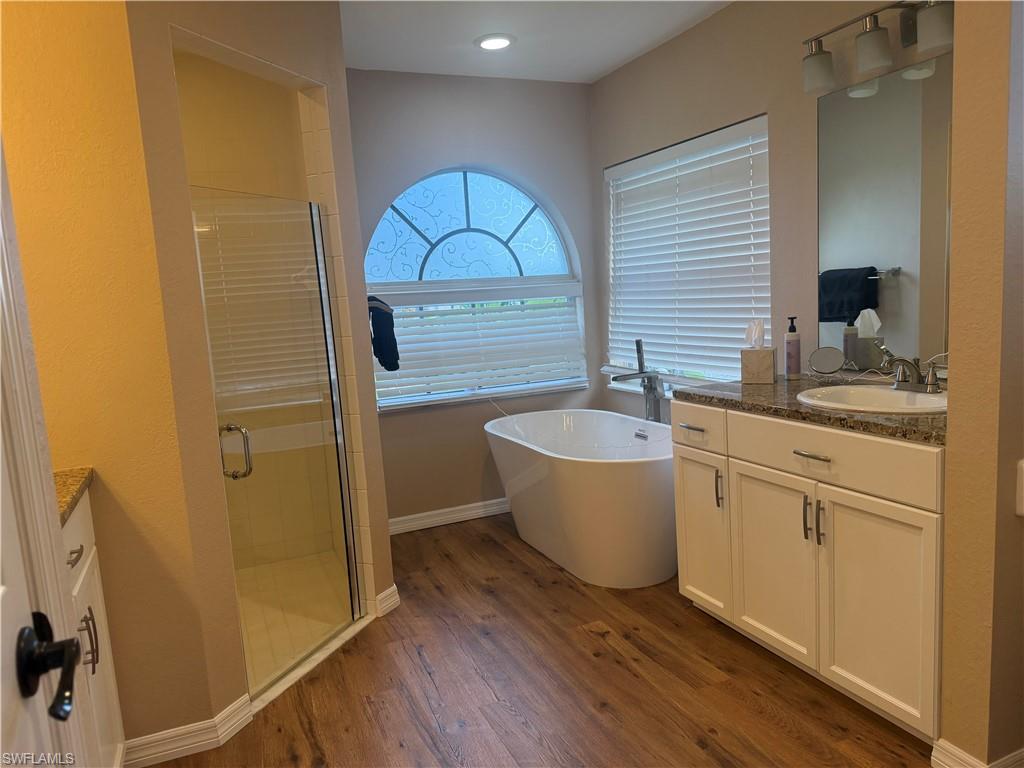 527 40th Ter Property Photo 13