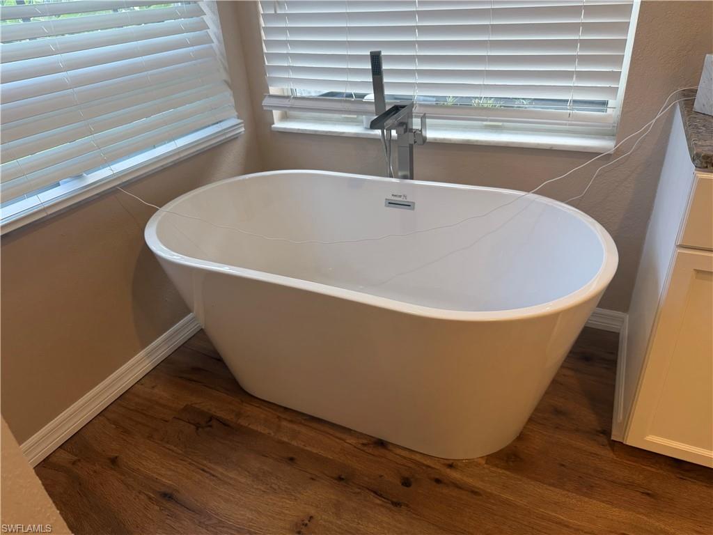 527 40th Ter Property Photo 15