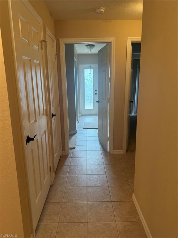 527 40th Ter Property Photo 17
