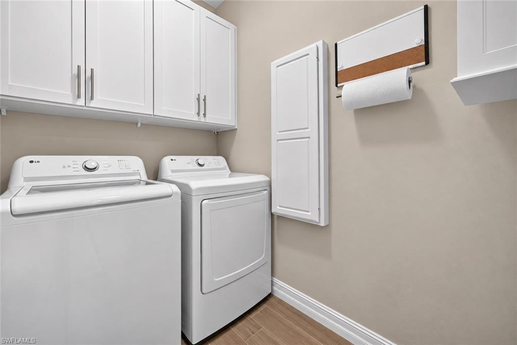 1108 Enbrook Loop Property Photo 20