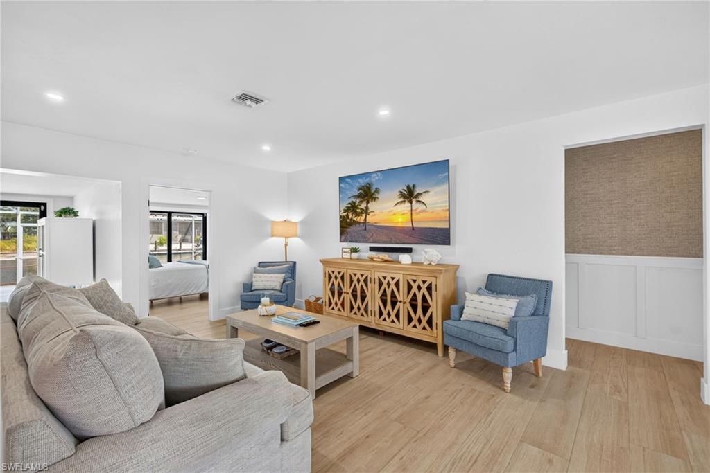 169 Ibis St Property Photo 7