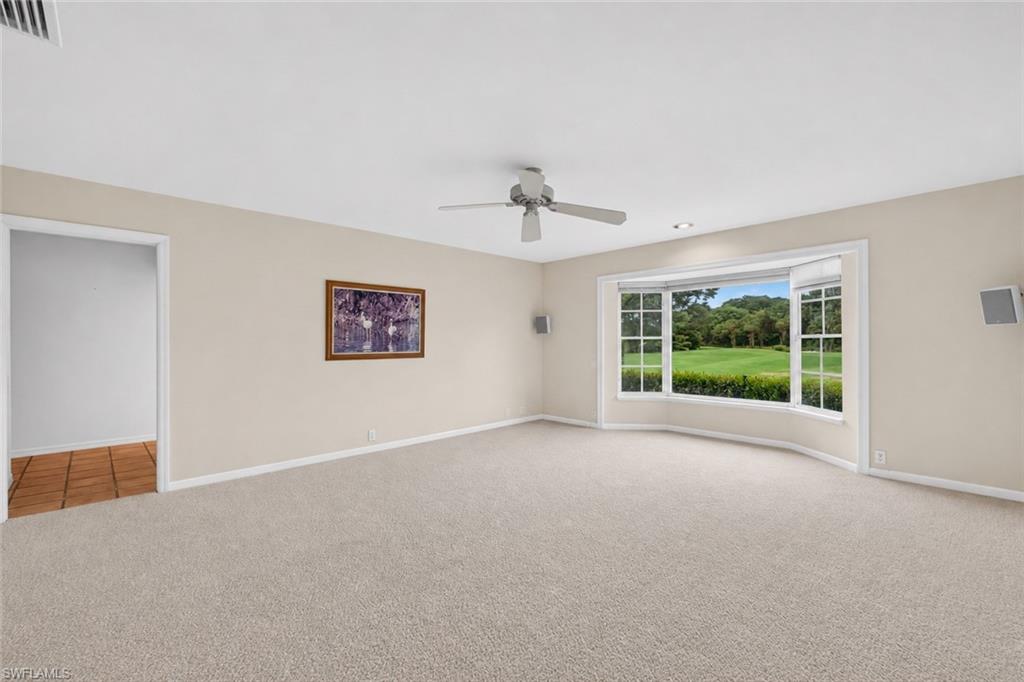 700 Hollybriar Ln Property Photo 22