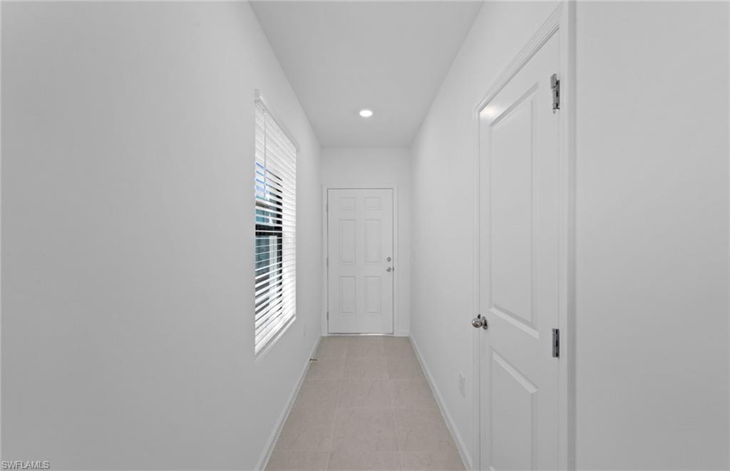 1222 Caloosa Cove Dr Property Photo 8