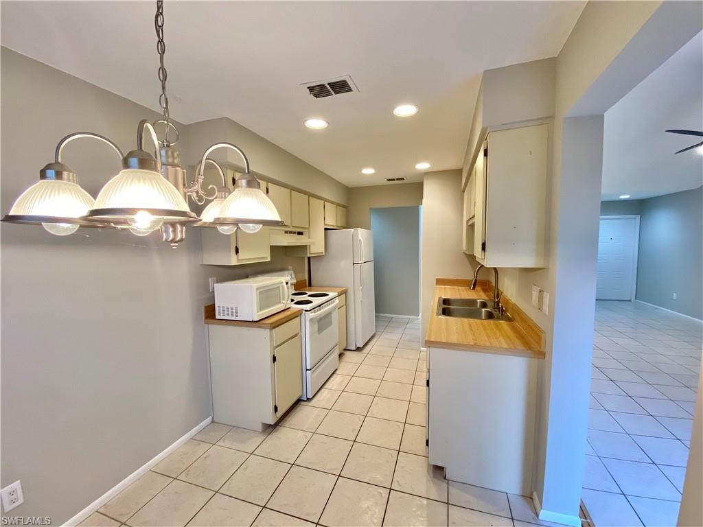 13128 Langton Ct Property Photo 9