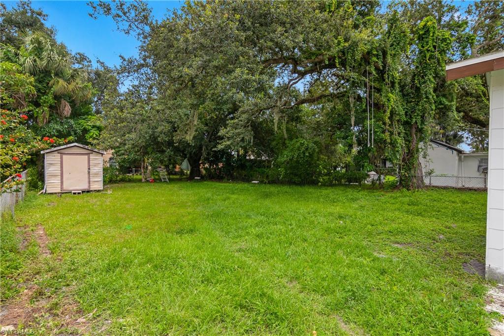 337 Balboa Ave Property Photo 3