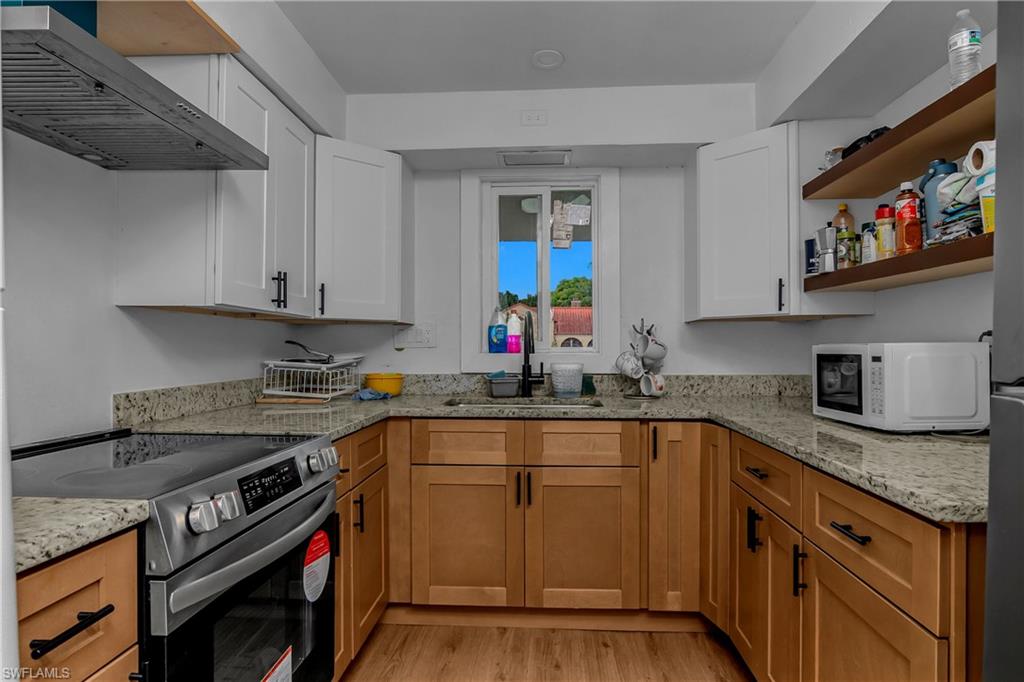 337 Balboa Ave Property Photo 7