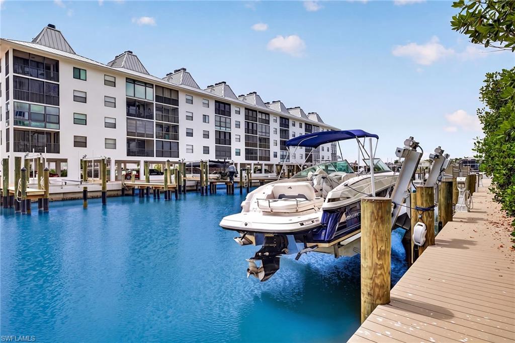 410 Flagship Dr 1201 Property Photo 2
