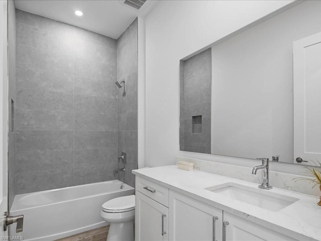 82 Tahiti Rd Property Photo 20