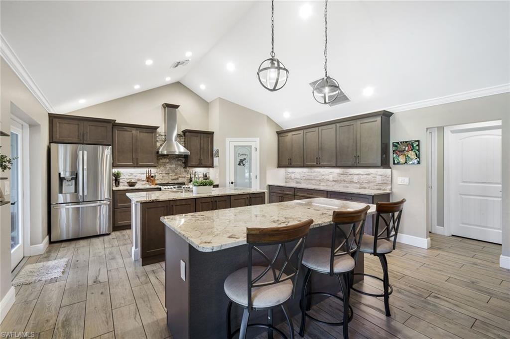 1800 30th Pl Property Photo 9