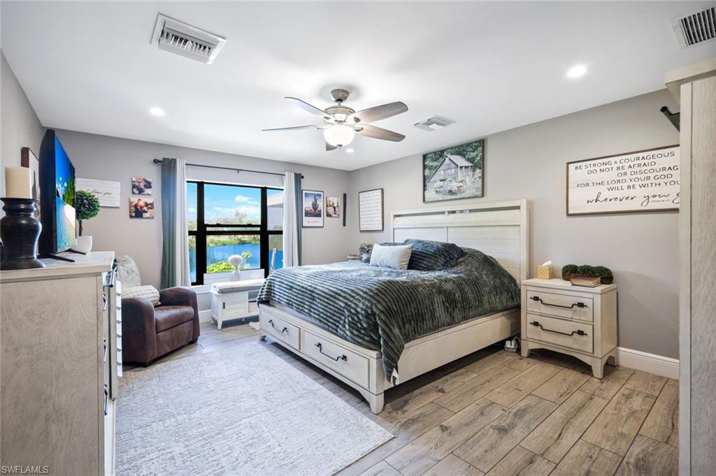 1800 30th Pl Property Photo 17