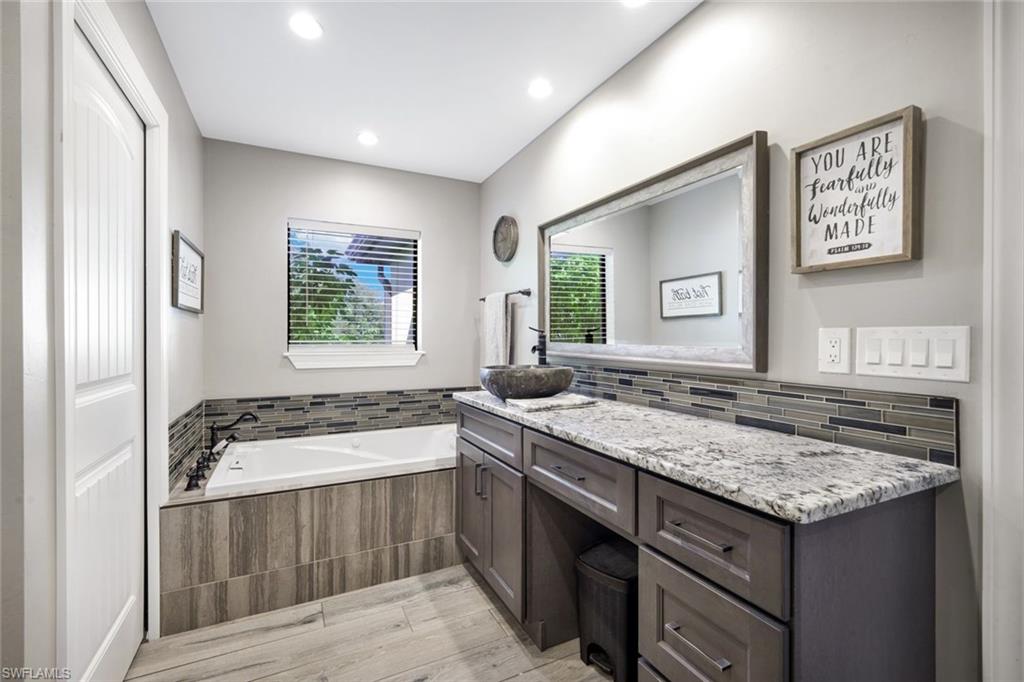1800 30th Pl Property Photo 21