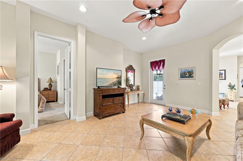 6116 Highwood Park Ln Property Photo 8