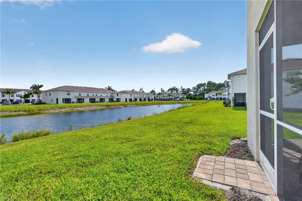 15364 Wildflower Cir Property Photo 22