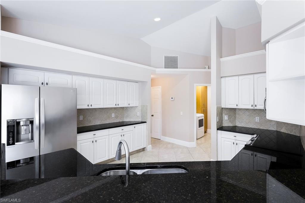 142 Saxon St Property Photo 15