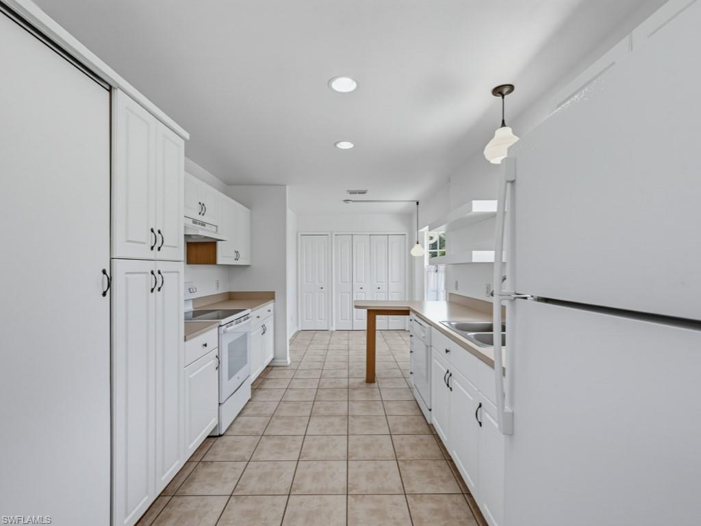 1131 10th Ave Ne Property Photo 6