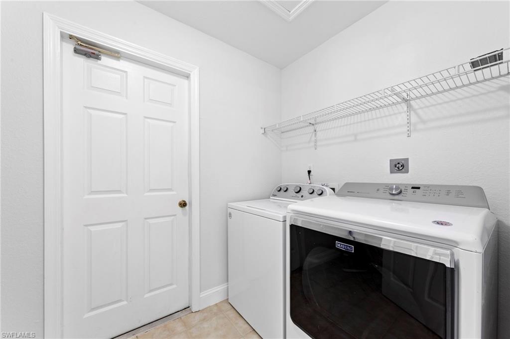 2022 9th Ter Property Photo 11