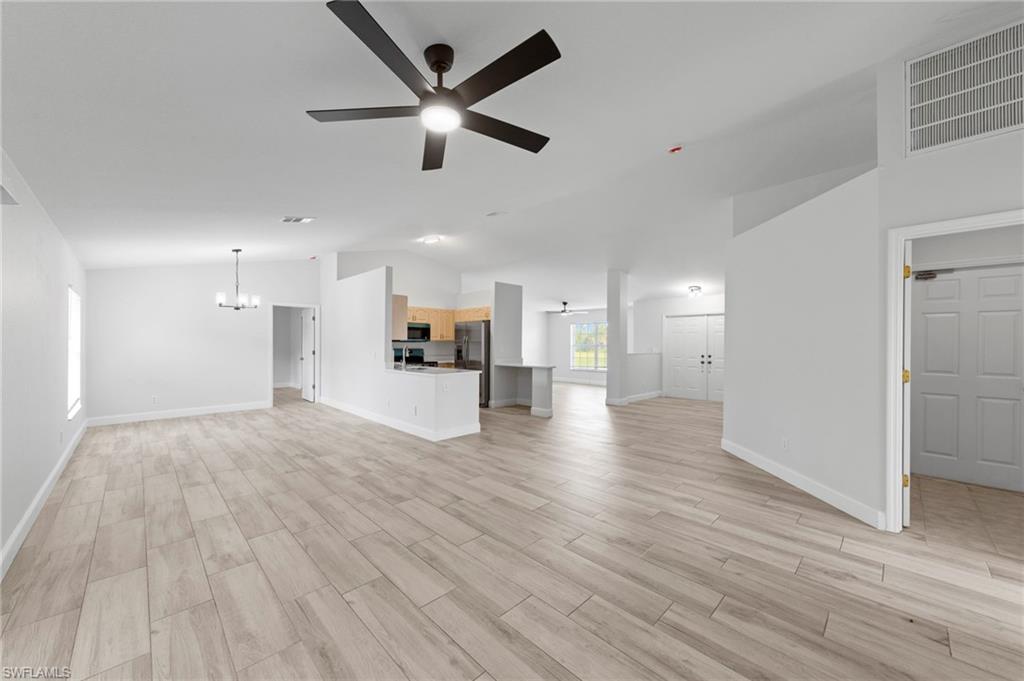 2022 9th Ter Property Photo 12