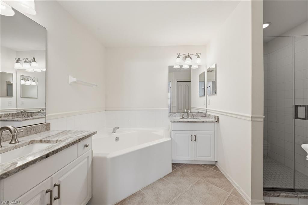 3485 Grand Cypress Dr 102 Property Photo 8