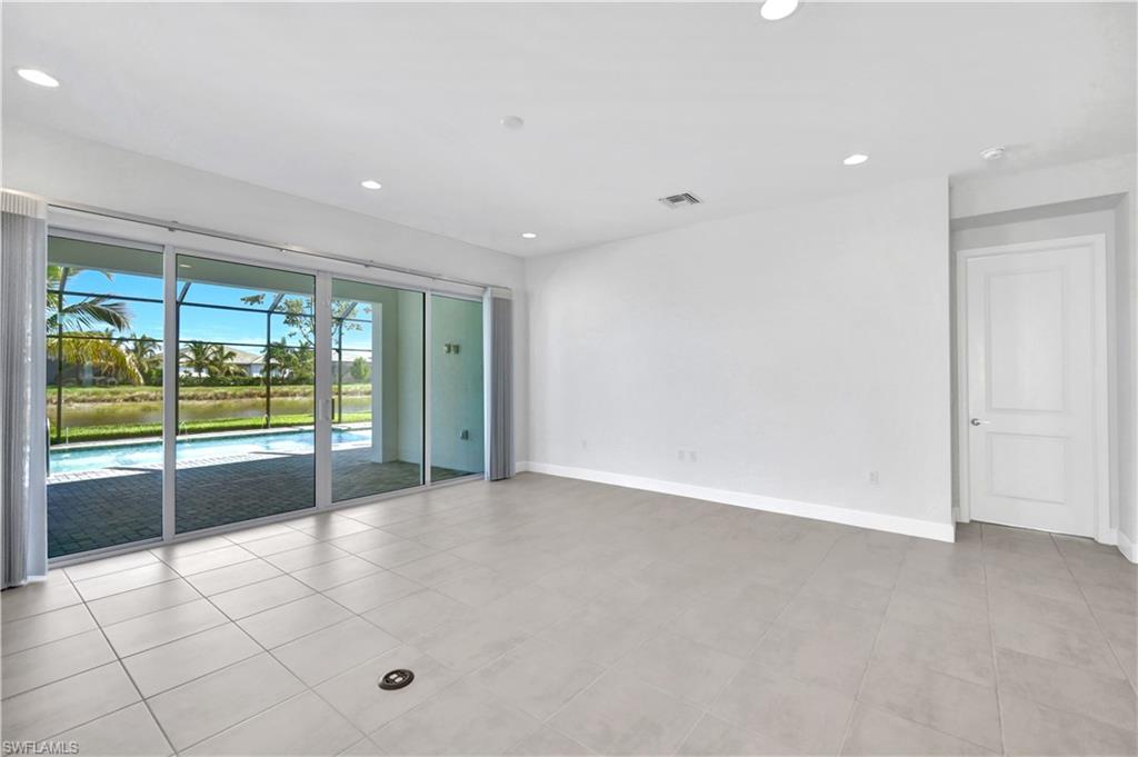 12261 Windamere Trl Property Photo 4